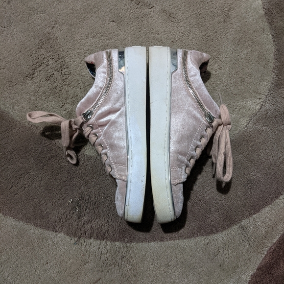 Guess velvet sneakers - Picture 2 of 6